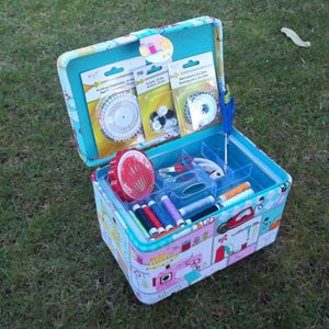 Caja de costura, cesta de costura, cesta para manualidades con o sin kit de costura