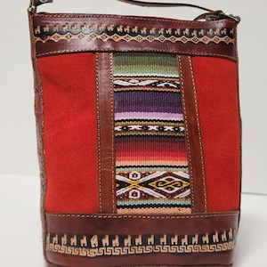 Crossbody Purse - Leather & wool Handcrafted in Peru