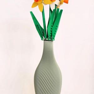 NEW! 3D Vase for fresh and dried flowers / Modern and unique / 3D printed vase / Glass insert included / Decoration / Eco / Sustainable