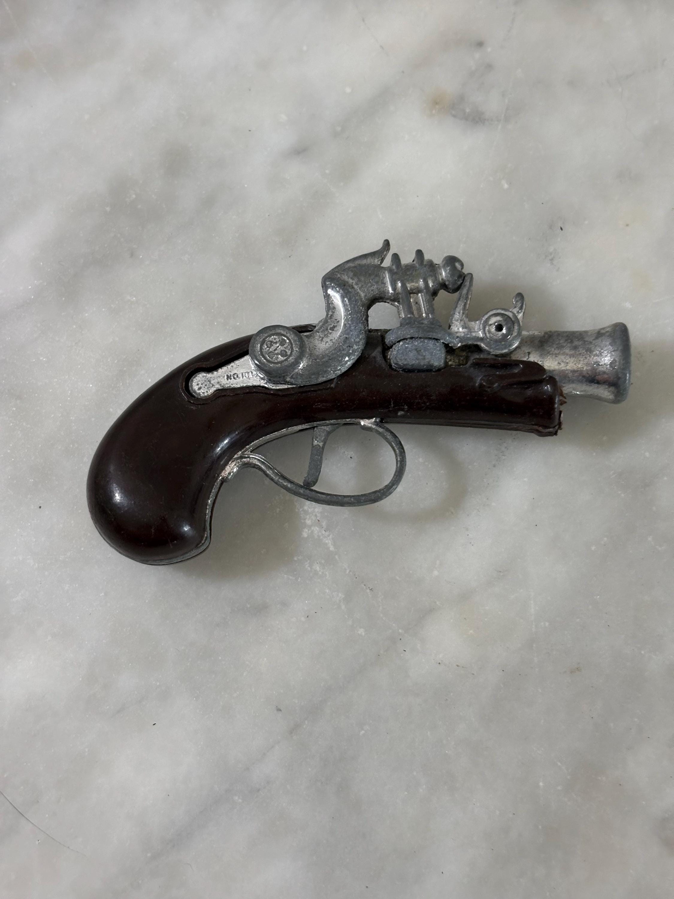 Flintlock - Etsy 日本