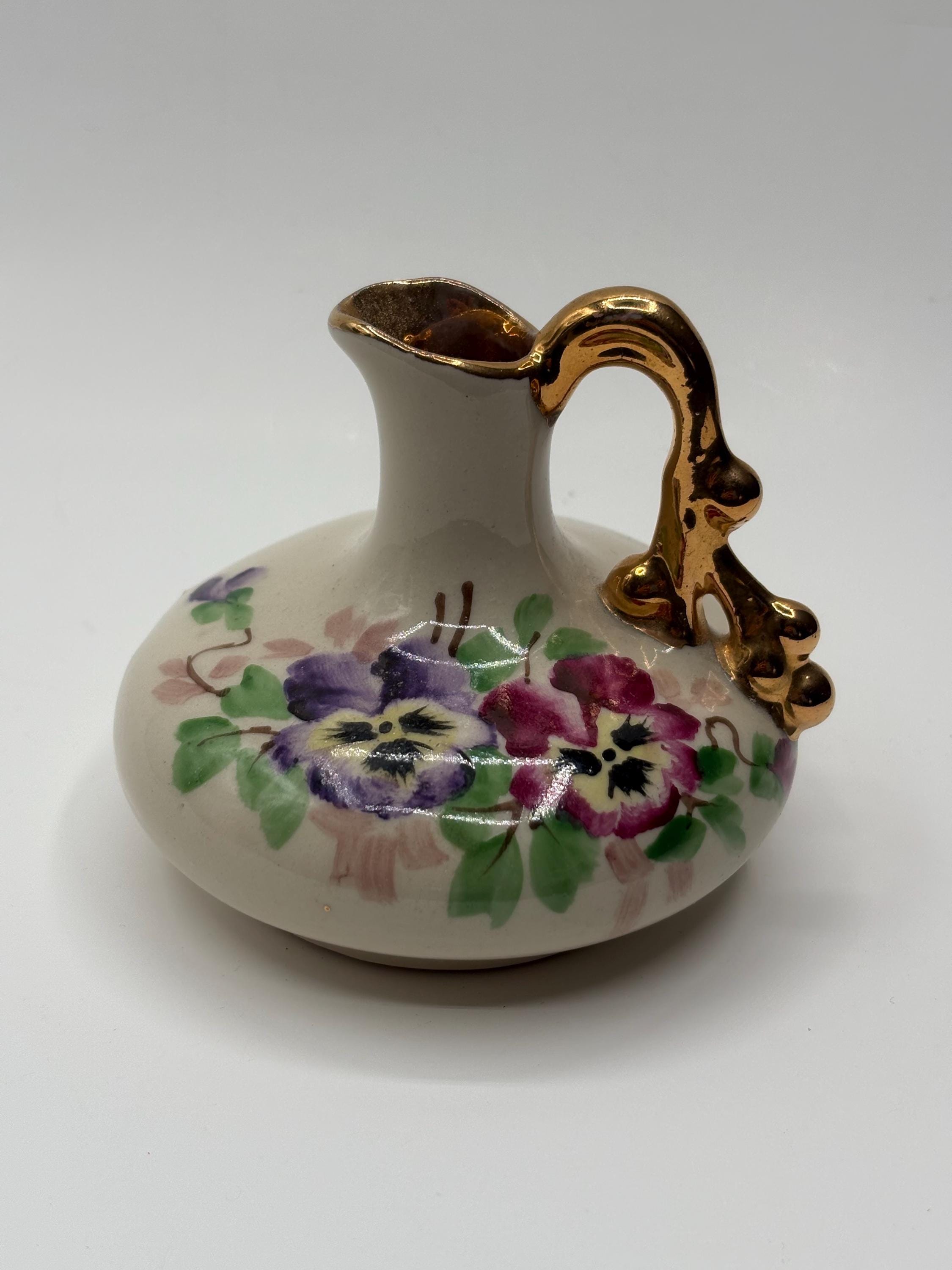 花柄手描き陶磁器花瓶 1970年代ヴィンテージ手描き花瓶、小ぶりなピッチャー。花柄デザイン