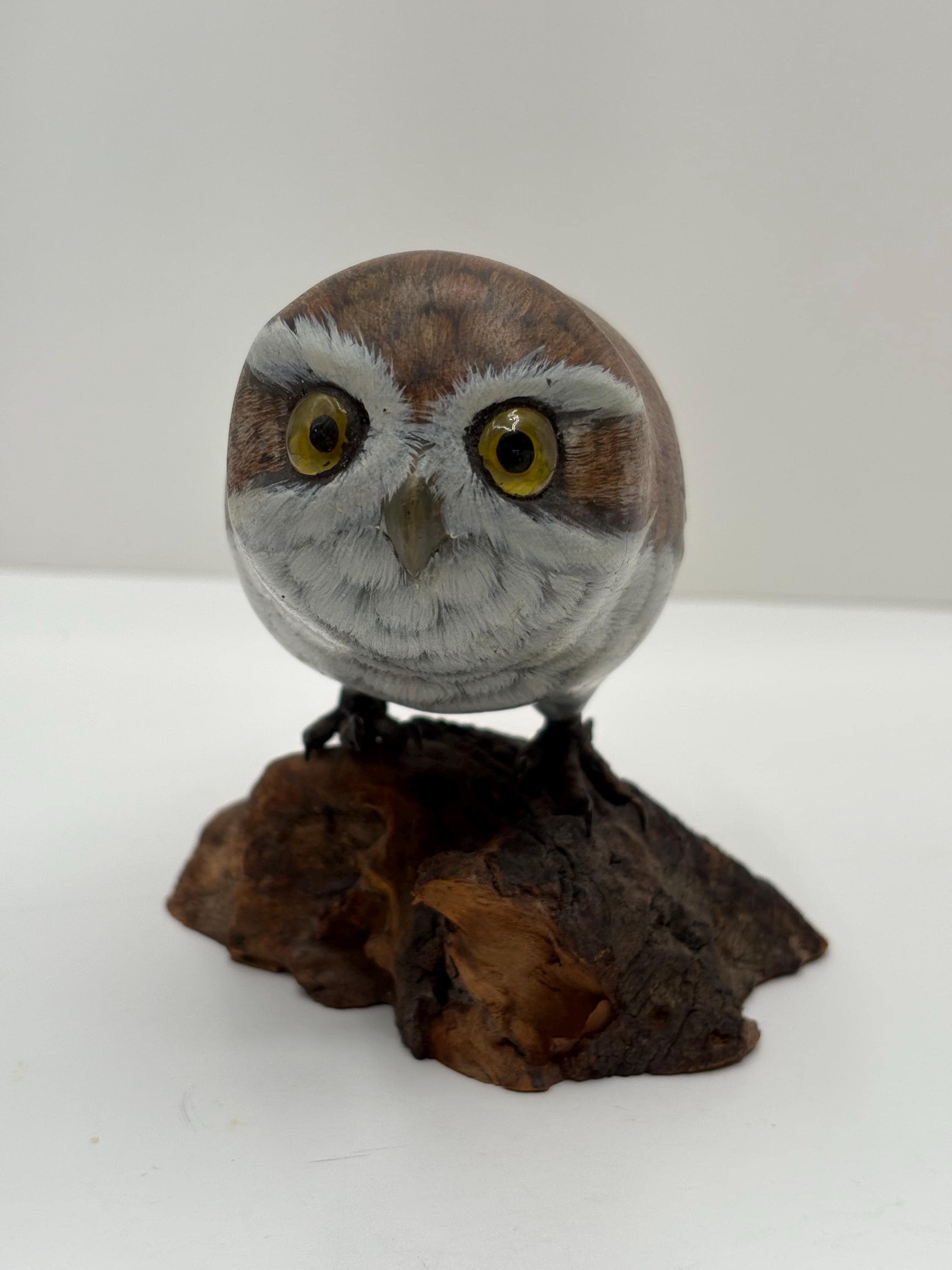 Vintage hand painted saw wet owl folk art figurine, decoy