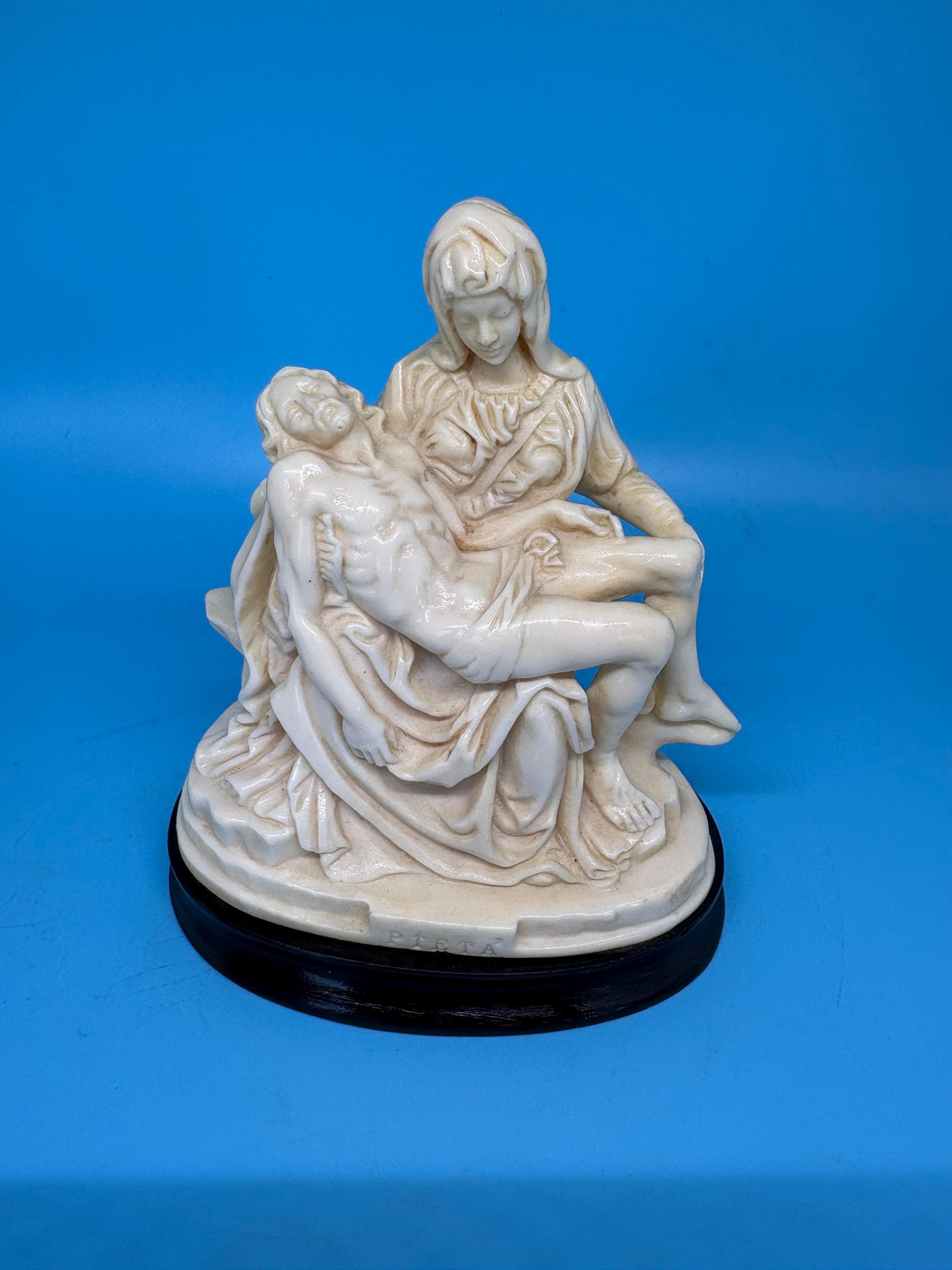 A santini sculpture - Etsy 日本