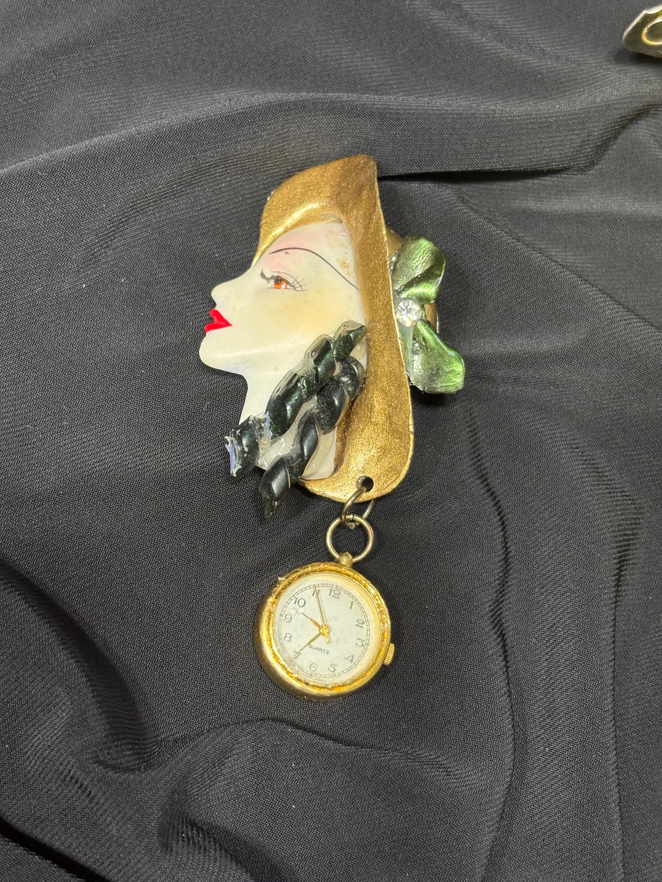 Vintage Bonetto Bisque Girl Quartz Watch‎ Bracelet VINTAGE Bonetto Bisque Girl Rhinestones Avalon Broach Watch  main image 2
