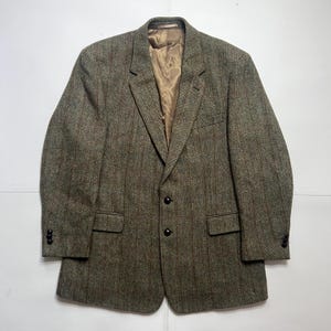 Vintage Harris Tweed Blazer – Herringbone Wool Sport Coat – Made in Scotland – Classic British Gentleman Style Jacket