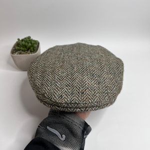Vintage Harris Tweed Flat Cap: Wool Herringbone Ivy Hat, 57cm