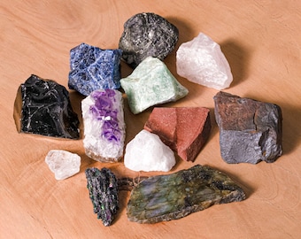 Natural Raw Stone of Your Choice - Amethyst, Citrine, Pyrite, Tourmaline - Lithotherapy, Reiki & Collection - Spiritual Gift
