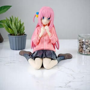 Bocchi the Rock Anime Figure | Gotoh Hitori Guitarist Statue | Cute Otaku Gift | Anime Collectible Figurine | Desktop Shelf Decor Toy