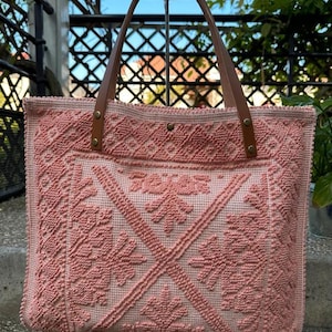 Grand Cabas Tapisserie Rose Poudré Garni Cuir - Artisanat Italien - Bohème Romantique - Made in Italy - Sac Femme Élégant - Cadeau Tendance