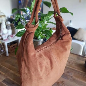 Sac à Main Hobo Camel en Cuir Suédé avec Anneaux - Made in Italy