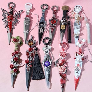 6-calowy ręcznie zdobiony sztylet, fantastyczny kunai z zabytkowymi zawieszkami, kwiatowy wystrój, wyjątkowy prezent dla cosplayerów, wykwintny otwieracz do listów, prezent dla niego