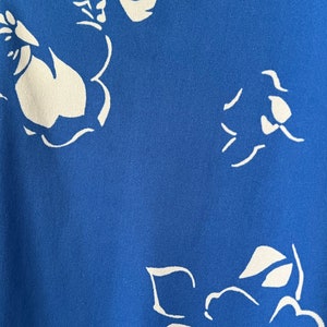 Vintage Hawaiin Style V Neck Short Sleeve Floral Blouse image 4