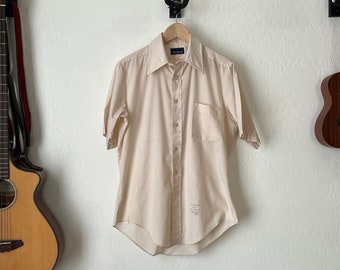 Vintage Mens Short Sleeve Button Down Shirt