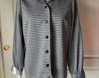 Vintage Polyester Long Sleeve Button Down Shirt Women’s Large