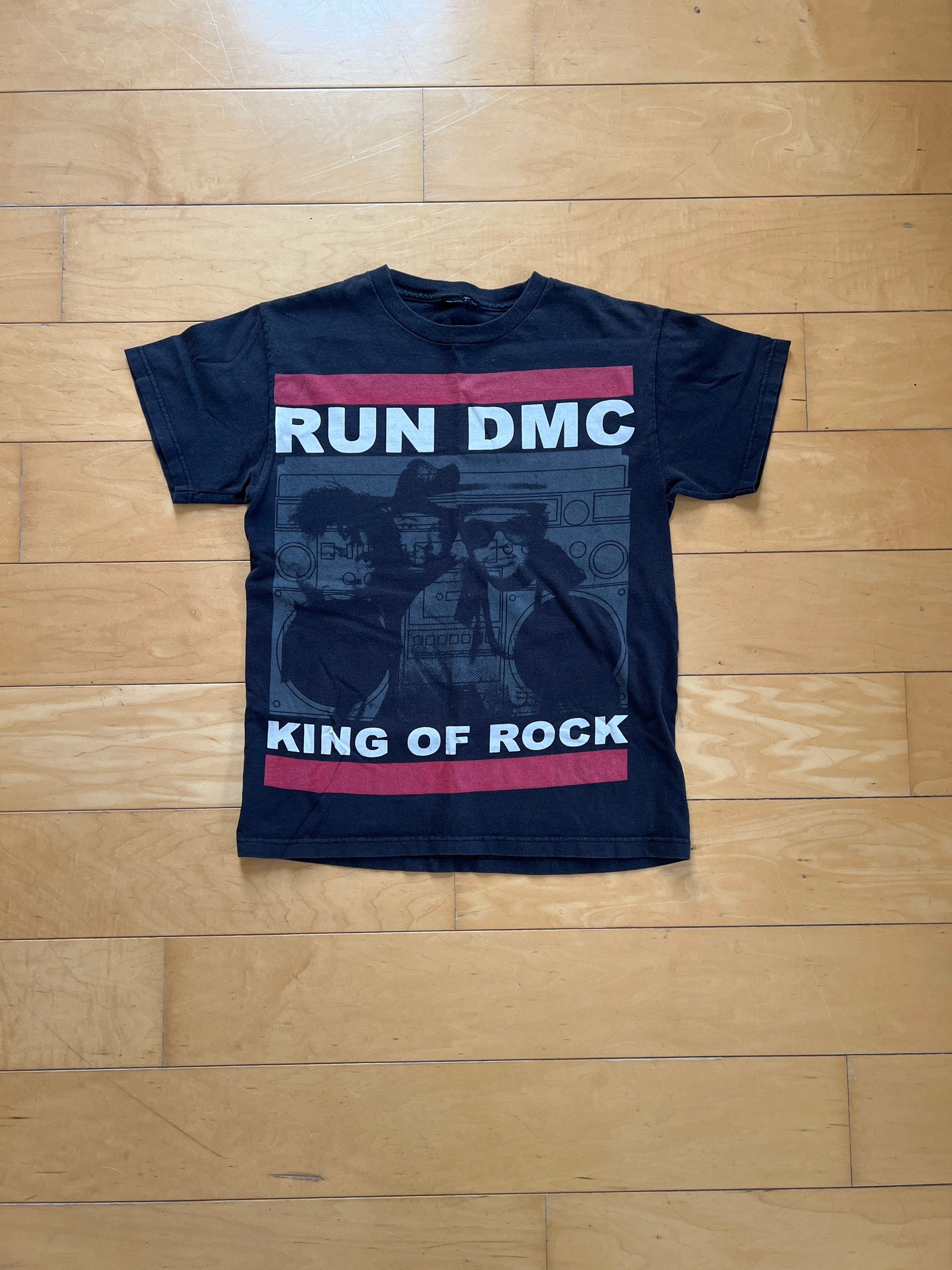  RUN DMC Rock Box 12 T-Shirt : Clothing, Shoes & Jewelry