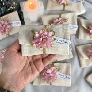 Sapone profumato alla lavanda per gli ospiti, bomboniere per fidanzamento, sapone per matrimonio, regalo personalizzato, bomboniere uniche per matrimonio, regalo per addio al nubilato