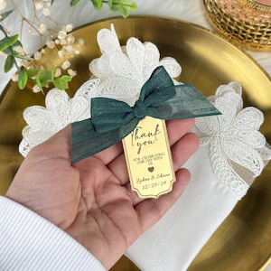 Etiqueta de espejo de acrílico personalizada para recuerdo de boda en color verde esmeralda, etiqueta de nombre de lujo personalizada, etiqueta para guardar la fecha, etiqueta con nombre para la mesa de la boda, tarjeta para el lugar del invitado