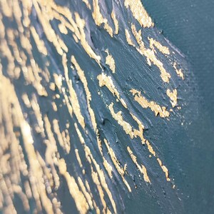 Grüner Berg: strukturiertes handgemaltes Acrylbild mit Blattgold (40 x 40 cm) image 6