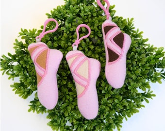 Ballet Slipper Keychain. Ballerina Keychain. Plush Keychain. Handmade Keychains. Gifts for Kid. Ballet Bookbag Charm. Dancer Keychain.
