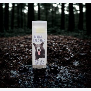 Maine Black Bear Kisses Lip Balm, Blueberry Honey, Handmade Lip Care imagem 2