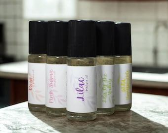 Scented Perfume Oil Roll On, Vegan Alcohol-Free, 1.25 oz, Maine Gift