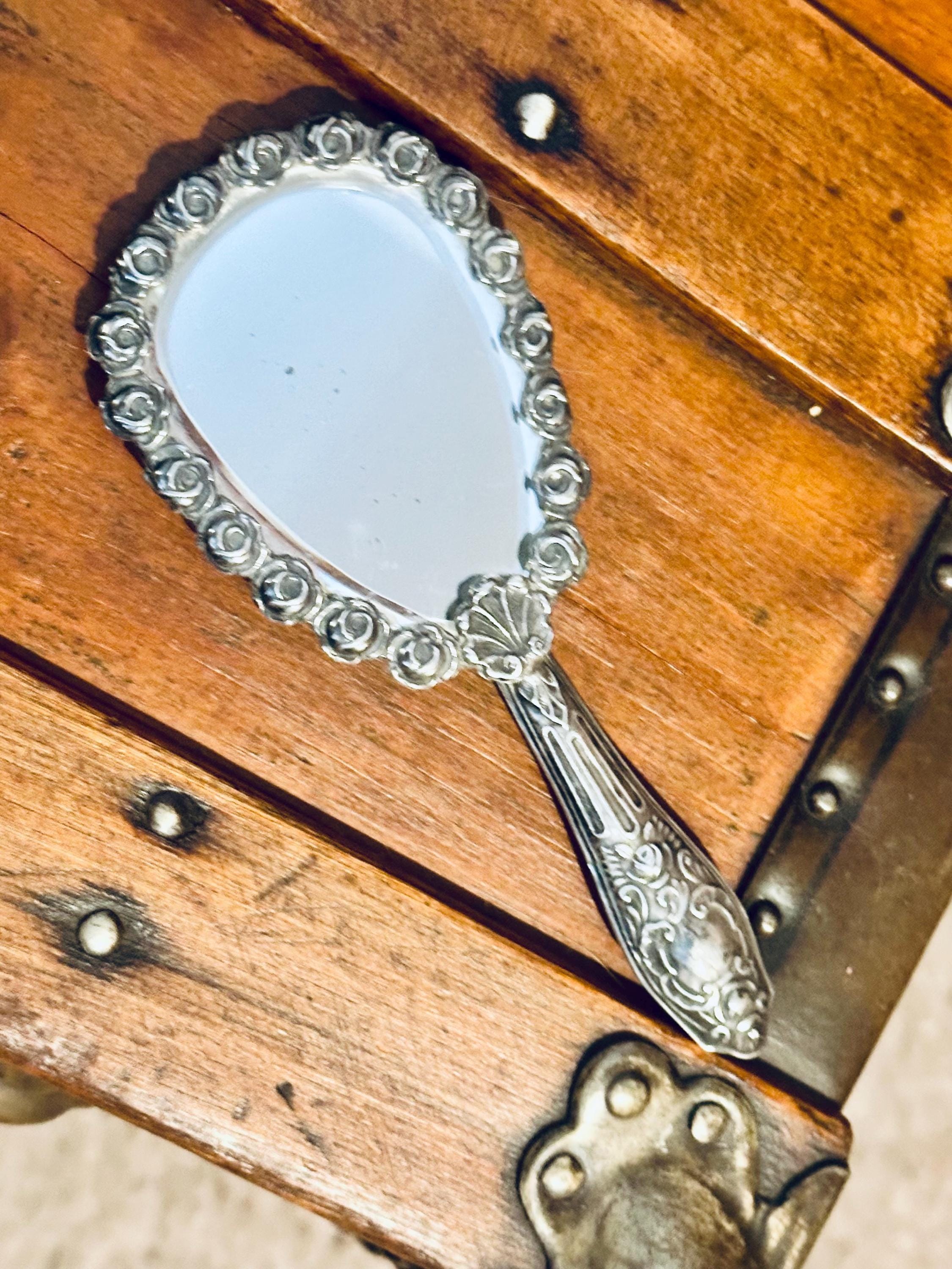 Ari D Norman - Etsy