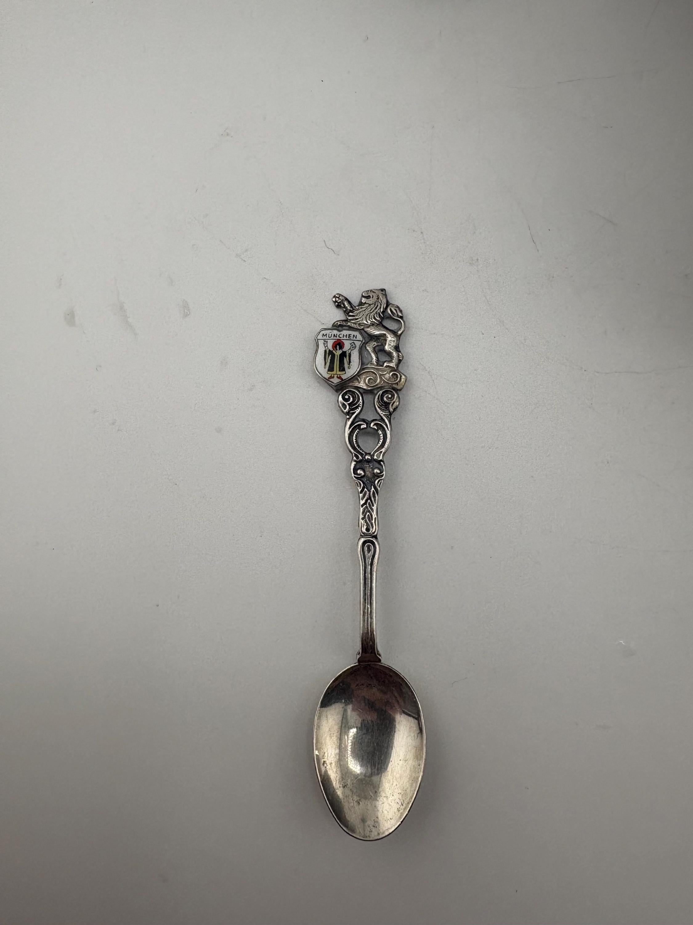 Lion Crest Spoons - Etsy