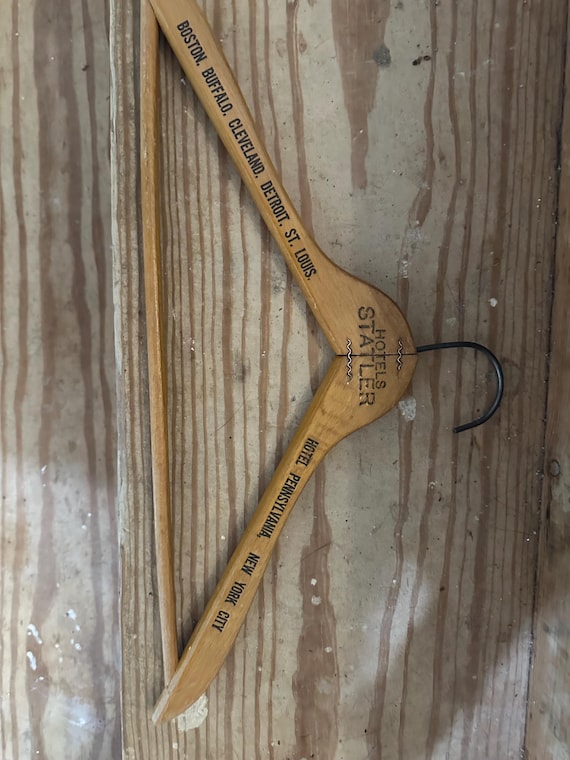 ビンテージ ハンガー アメリカ 木製 ホテルSTATLER HOTELS オ