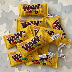 W&W&#39;s Walnuthead Candy - Crinkle Organic Cat Toy - Junk Food - Snacks - Fake Food