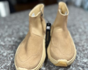 Sorel Waterproof Suede Chelsea Boots: Lug Sole Ankle Boots, Size 6