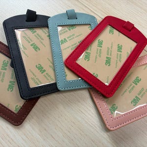 Etiqueta de equipaje con bordado autoadhesivo