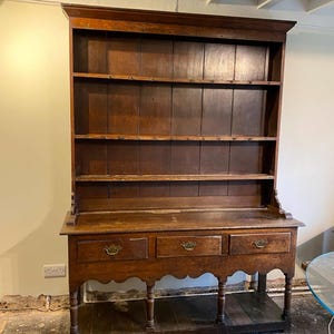 18th Century Welsh Oak Dresser