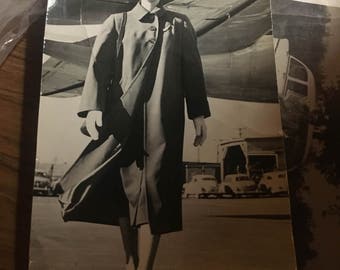 Vintage Braniff Stewardess Photograph: Golden Age of Flying (4x6.5 approx.)