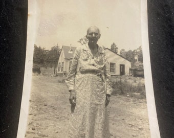 Grandma on the farm photo image original 4 1/2 x 3 1/2.