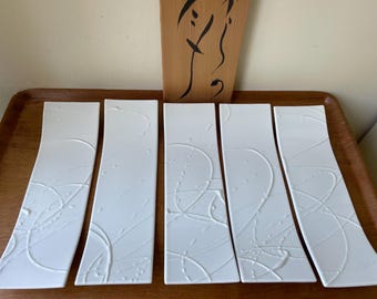 Japanese White Porcelain Platter (5) by Shigekazu Nagae, Signed, Original Box, Modernist, Japandi Serving Ware