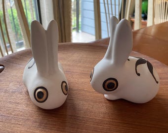 Vintage Strawberry Hill Pottery Rabbit Figurine (2), Stoneware, Collectible, Canadian Studio Pottery,