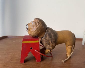 Rare: Antique Wooden Toy, Schoenhut USA Humpty Dumpty Circus series, Lion