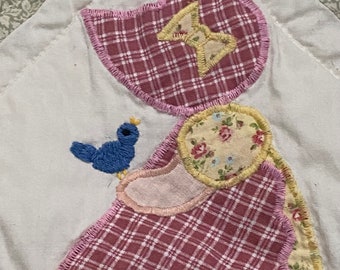 Vintage Bonnet Girl Quilt Baby or Lap