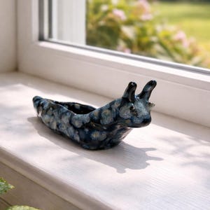 Maceta de cerámica hecha a mano con forma de babosa • Esmalte azul cristalino, maceta pequeña para suculentas