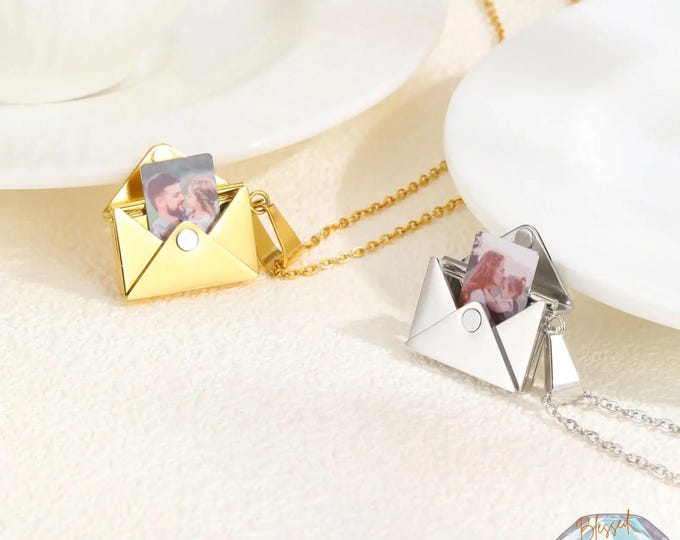 Envelope Locket Necklace Stainless Steel Gold Silver – Photo Locket Pendant Memorial Keepsake Gift for Her | Valentines |  Mother's Day Gift