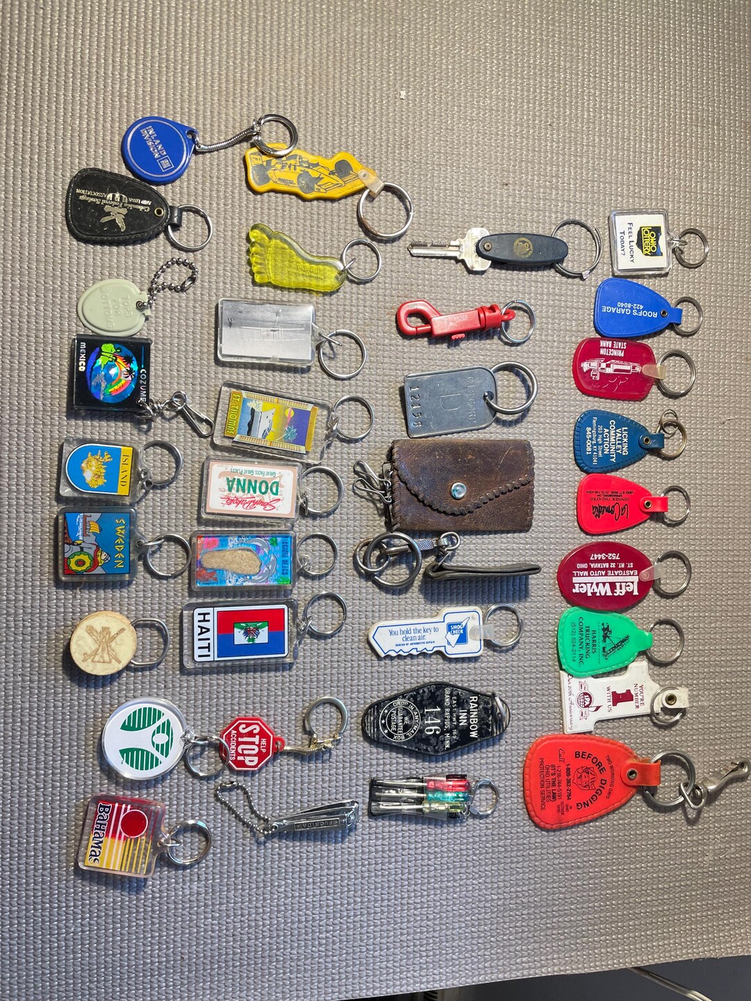 Retro Keychain Collection Lot of 35 Vintage to New Advertising Souvenir Keychains Key Ring ...