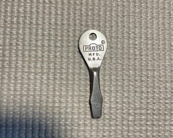 Vintage Proto Mfg. USA Keychain Pocket Advertising Screwdriver