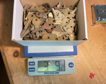 Lot of 3-1/2 Pounds of Miscellaneous Brass Keys