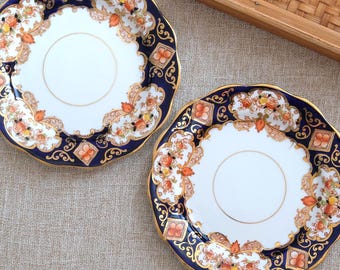 Plato/platillo de pan antiguo Royal Albert pintado a mano en azul cobalto con detalles florales dorados, diseño clásico, Crown China England, porcelana fina, década de 1920.