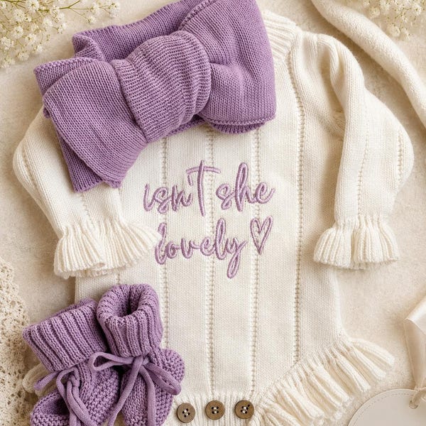 Conjunto personalizado com nome, body, laço lavanda e sapatinhos - Roupa para saída da maternidade - Fotos para anúncio de nascimento - Kit para chá de bebê -