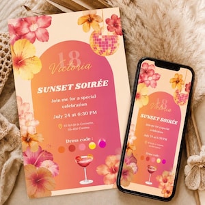 Op de afbeelding: Een uitnodiging voor een 18e verjaardag met een roze, oranje en gele gradiënt achtergrond. De tekst luidt "Sunset Soirée" en bevat evenementdetails. Bloemen- en discobal-afbeeldingen versieren de uitnodiging. De uitnodiging is ook te zien op een smartphone.