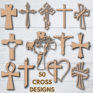 Może przedstawiać: Kolekcja 12 drewnianych wzorów krzyży w różnych stylach, w tym krzyż w kształcie serca i krzyż ankh. Krzyże są jasnobrązowe i mają mały otwór u góry do zawieszenia. Tekst "50 CROSS DESIGNS" jest wyświetlany pośrodku.