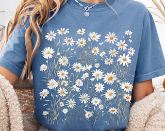 Comfort Colors Retro Daisy Flowers Shirt - Delicate Wildflowers Tshirt - Boho Summer Tee - Nature Lover Botanical Floral Tee - April Flower