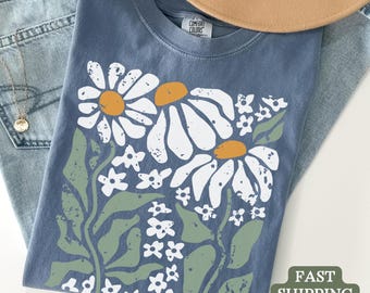 Boho Daisy Flower Comfort Colors Shirt: Retro Floral Graphic Tee