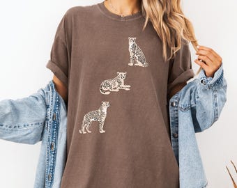 Leopard Print Comfort Colors T-Shirt: Retro Boho Oversized Tee